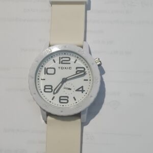 TOXIC WATCH AREA 51 WHITE